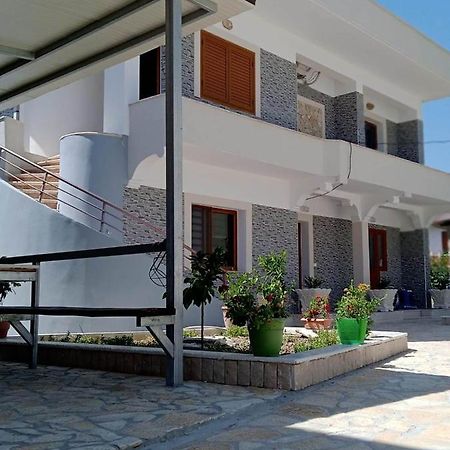 Villa Besnik, Rooms For Rent Wlora Zewnętrze zdjęcie